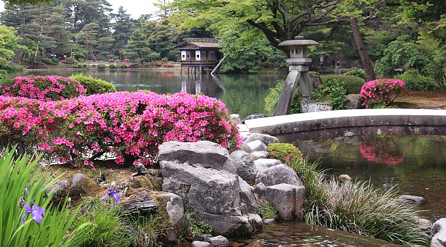 Kenrokuen khu vườn đẹp nhất ở Nhật Bản