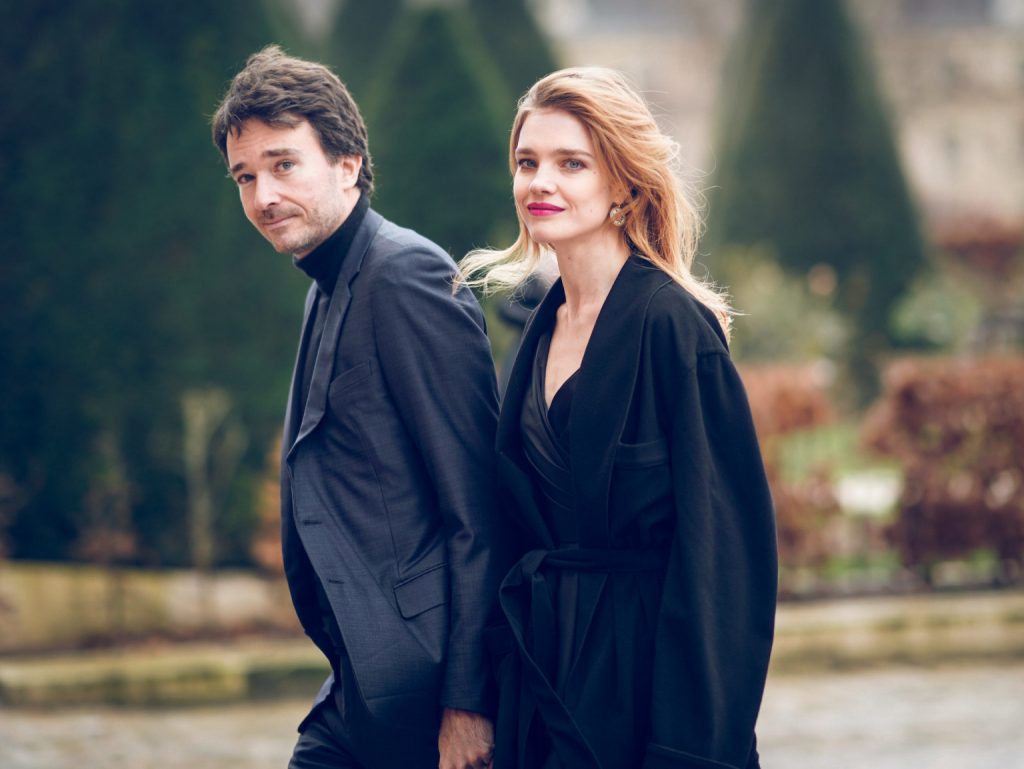 Người mẫu Natalia Vodianova và chồng Antoine Arnault, con trai của Chủ tịch tập đoàn thời trang LVMH.