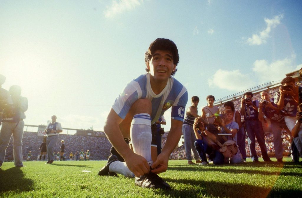 Sự Nghiệp Của Huyền Thoại Diego Maradona 